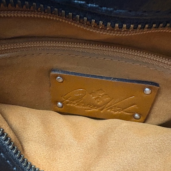 Patricia Nash  Black Leather saddle style bag gently used with matching wallet - Picture 4 of 9